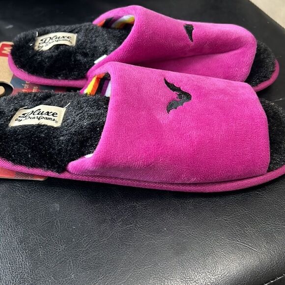 𝅺BAT Memory Foam Bright Plum Slippers - Picture 5 of 8